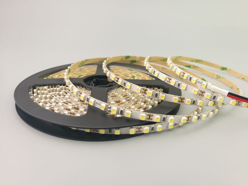 5-mm-LED-Streifenlichter 1 – Superschmale LED-Streifenlichter