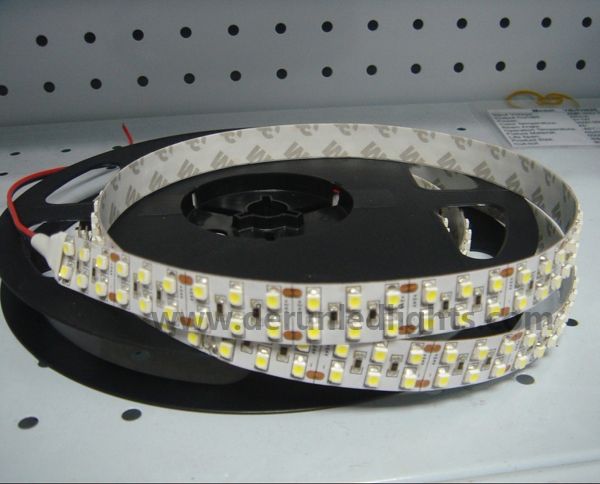 b 32 - 3528 LED Strip Light