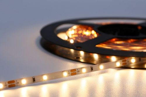 Superdunne 5 mm brede 3528 60 LED's ultradunne striplampen